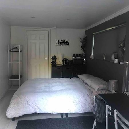 Belfast Private Room, En-Suite & Own Access 외부 사진